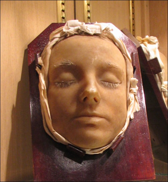 Mary's death mask